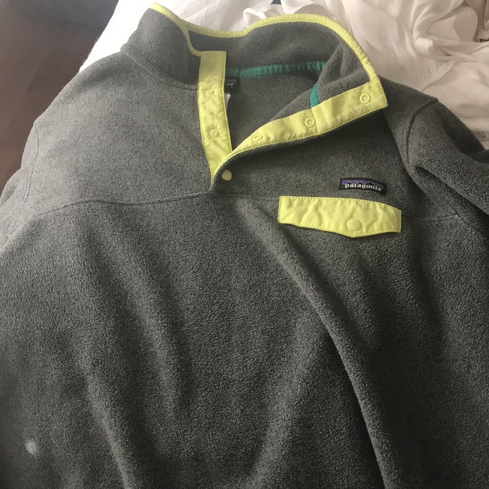 Men’s Patagonia pullover